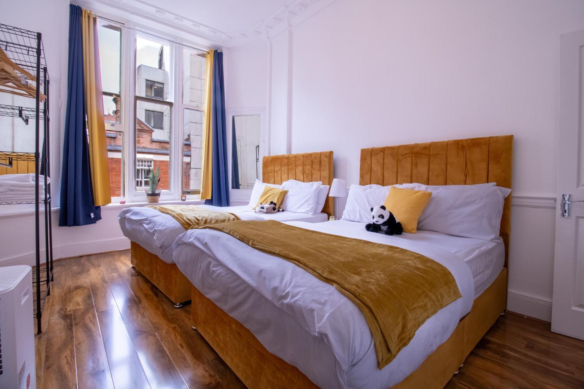 Luxurious Apartments On Oxford Street Лондон Экстерьер фото